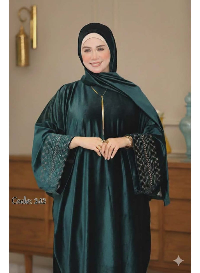 Women's prayer abaya – wide Gulf-style sleeves with elegant embroidery – olive green - Image 3